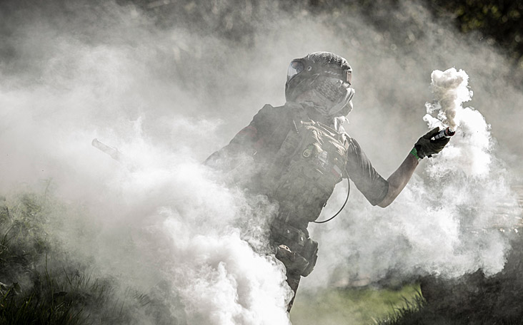 Enola Gaye Fumigène à goupille Burst (Rouge)